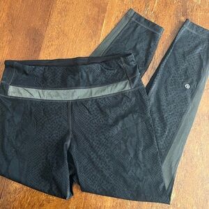Lululemon black leggings sz 8